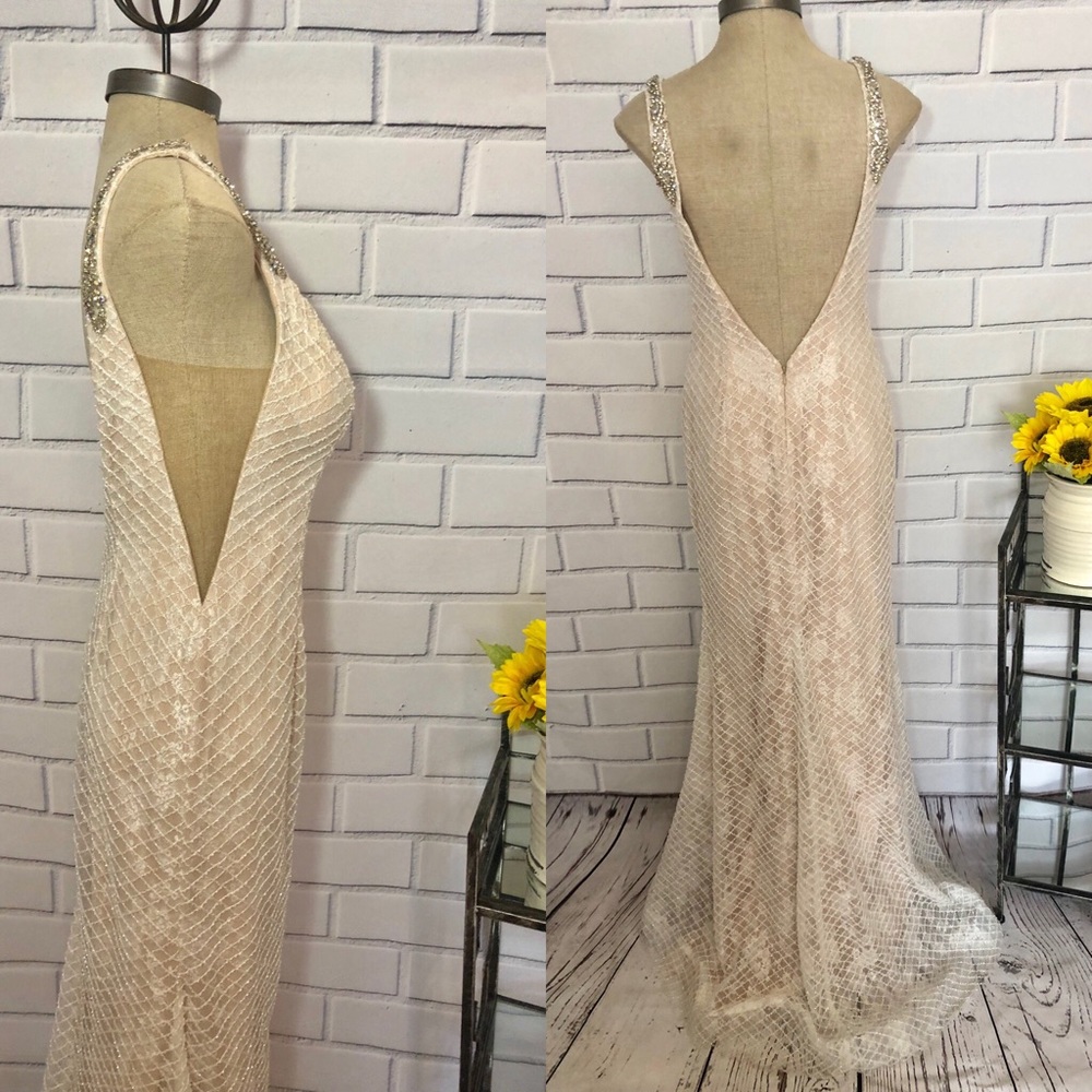 Illusion embroidered beaded sleeveless lower back long gown - Picture 3 of 4